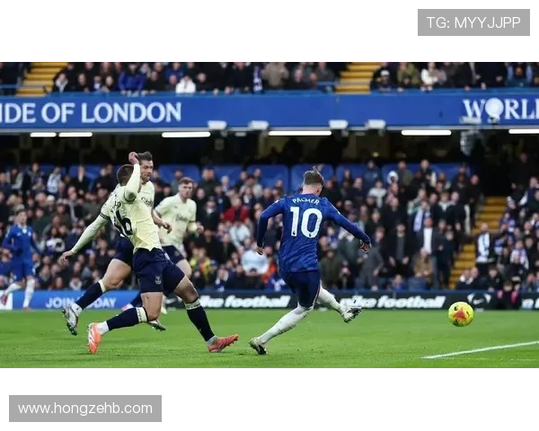 古斯托回忆首件印号球衣是贝尔的蓝军首秀对阵利物浦令人难忘